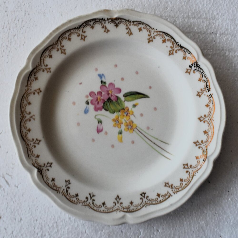 Edwin M. Knowles Semi Vitreous Salad Plate